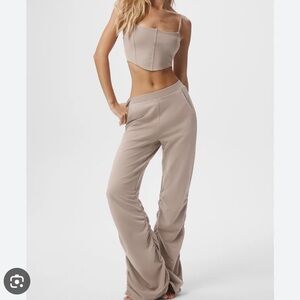Alo Soft Sculpt Long Sleeve Set in Taupe